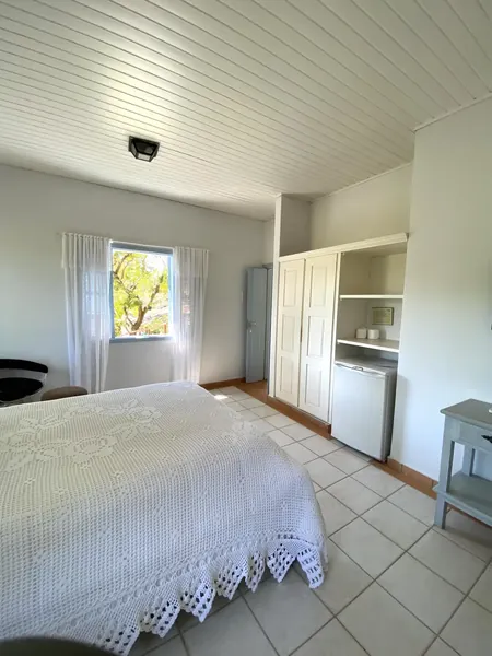Apartamento Prata Andorinha, com frigobar e área de apoio